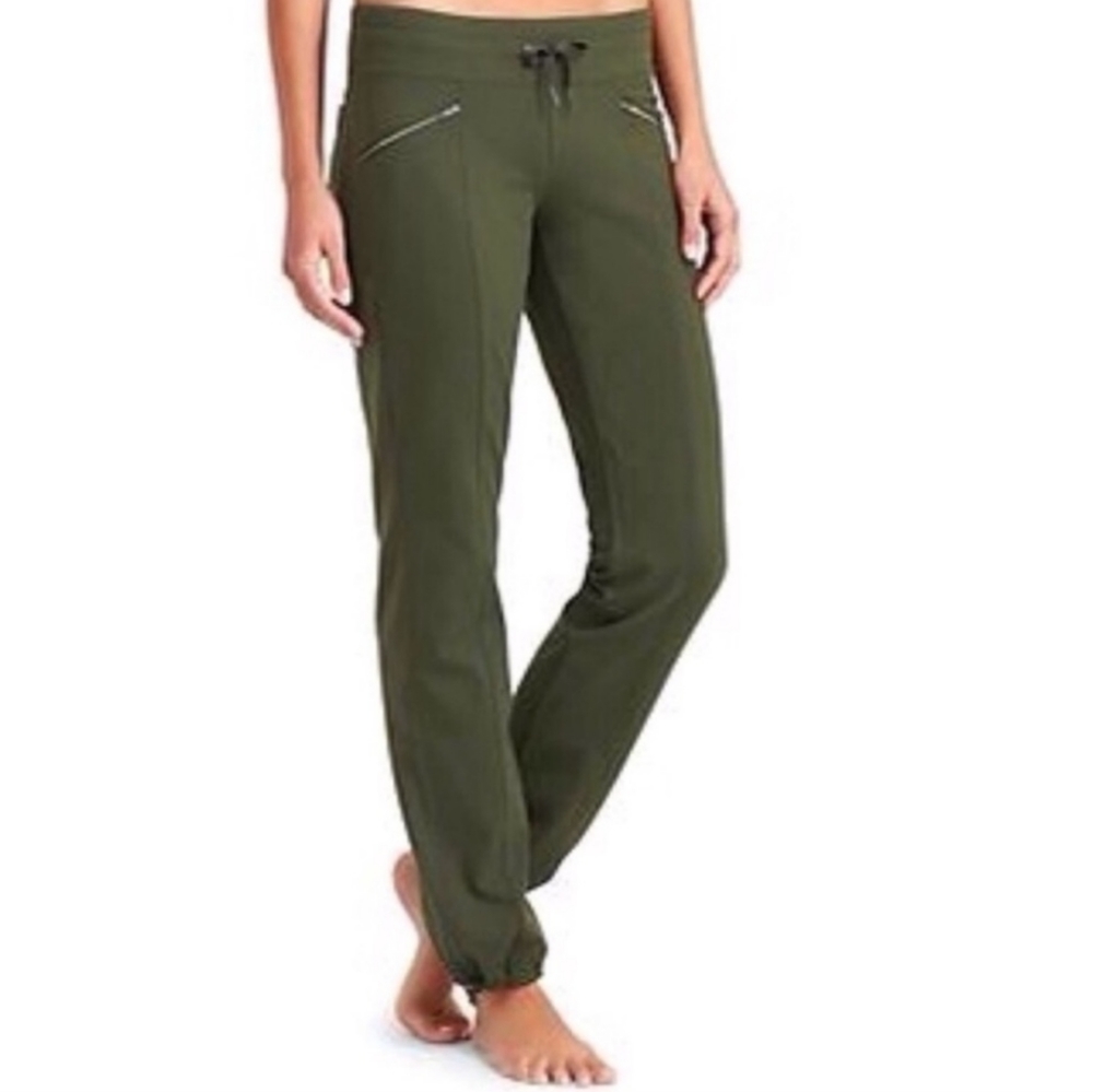 Athleta olive green sweatpant joggers